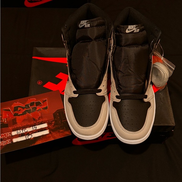 Jordan 1 Reverse Shadow Mens Size 10 - Picture 3 of 4